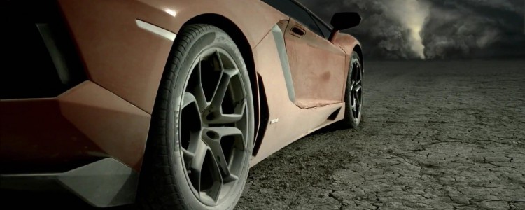 lamborghini-aventador-14481